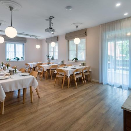 Pápa Ditlin Apartmanok מראה חיצוני תמונה
