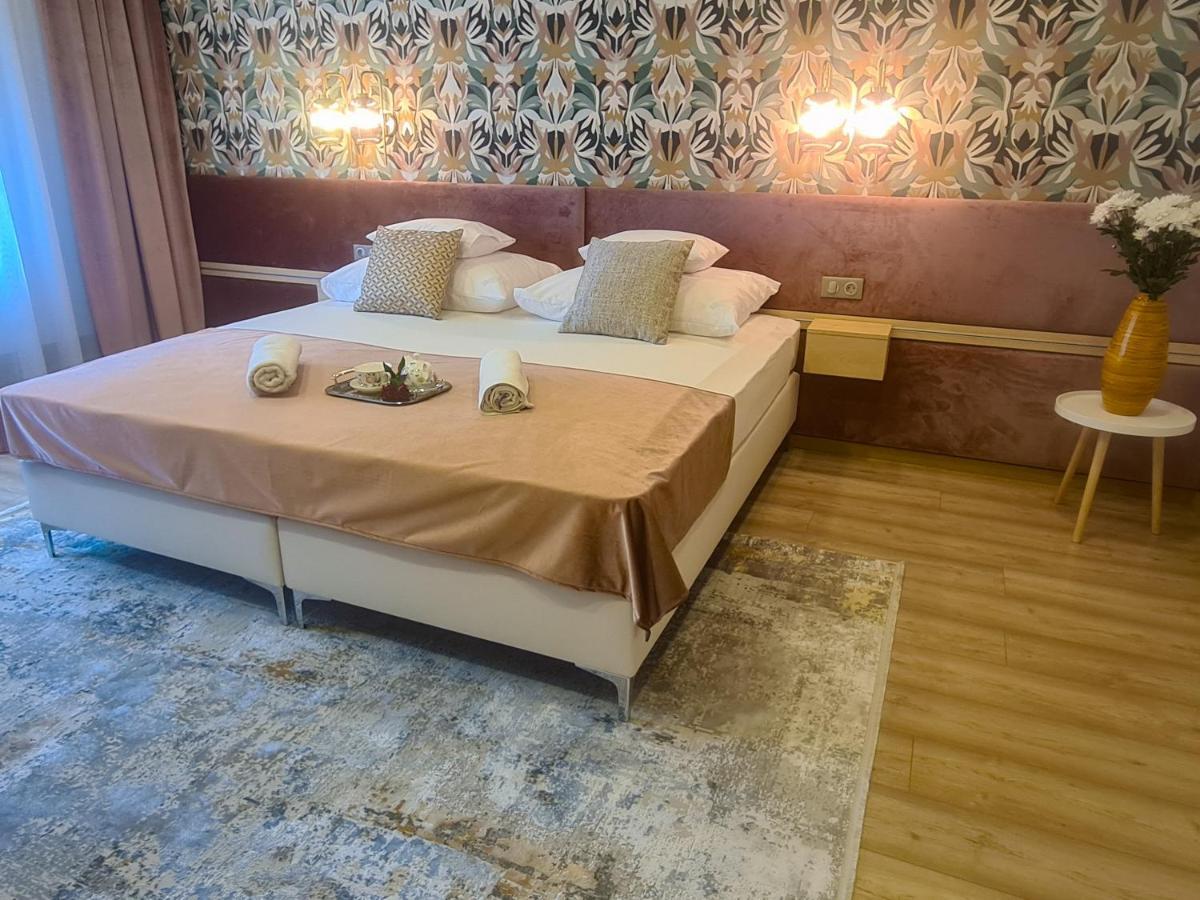 Pápa Ditlin Apartmanok מראה חיצוני תמונה