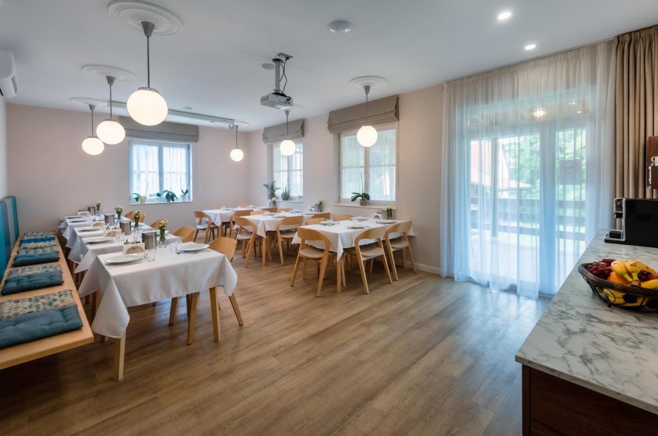Pápa Ditlin Apartmanok מראה חיצוני תמונה